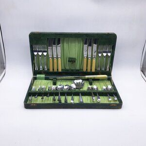 Arthur Price & Co Cutlery Set With Carving Knife